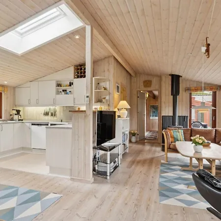 Holiday home Christiern - 600m From The Sea By Interhome